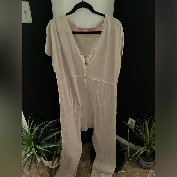 NWOT ⭐️FREE PEOPLE⭐️ INTIMATELY Pillow Talk Henley Romper In Ivory Size M - Picture 7 of 10
